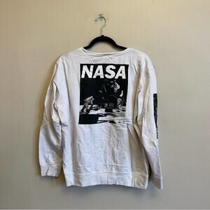 Aldrin Family Foundation XXL white long sleeve sweatshirt NASA space